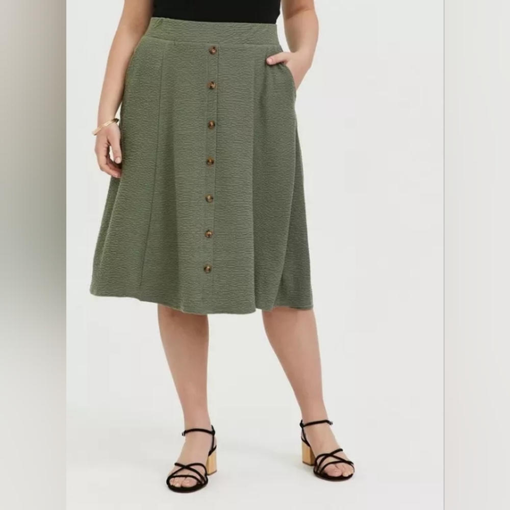 Torrid Green Textured Button Midi Skirt Size 2X